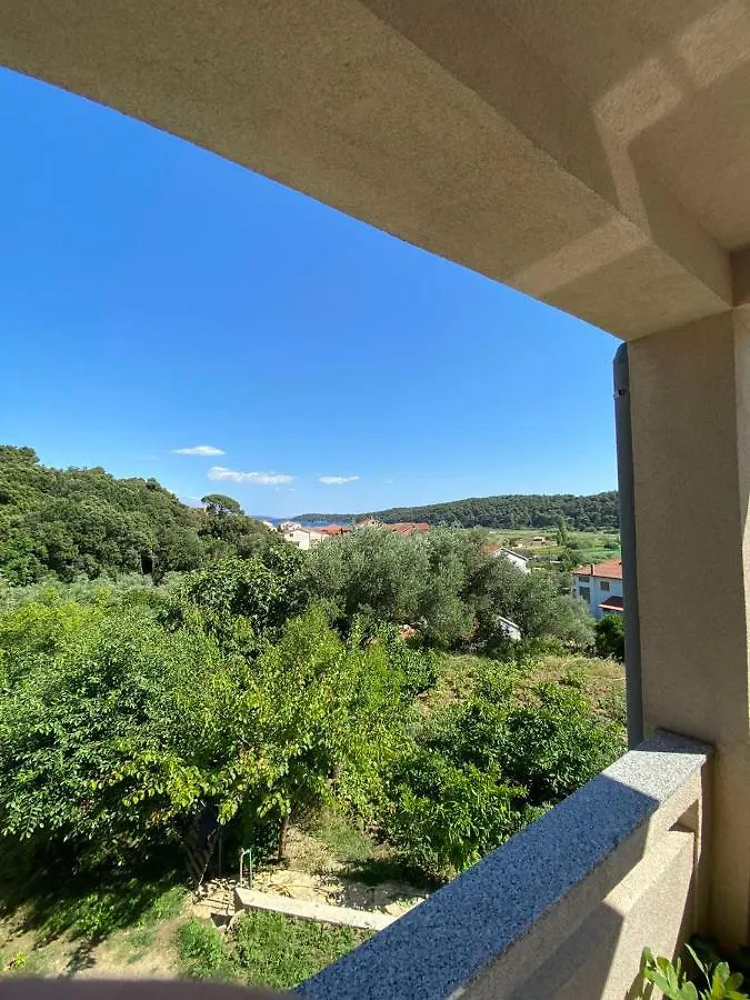 Apartman Ana Kampor Apartment