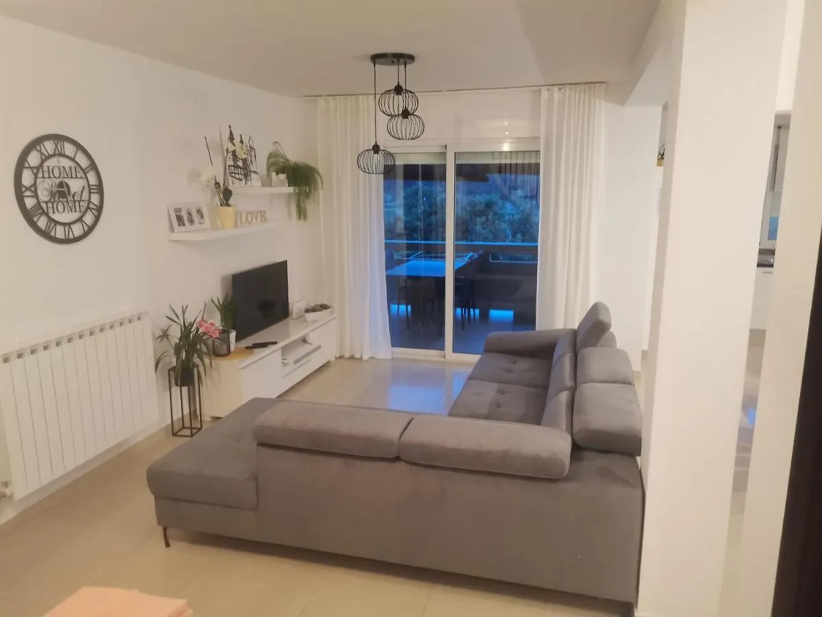 Apartman Ana Kampor Apartment